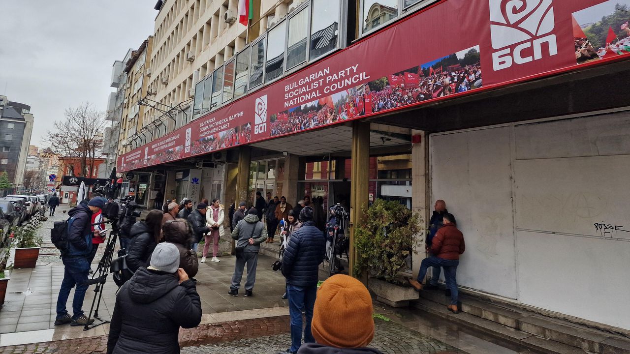 Пленумът на БСП реши да свика Конгрес на партията. Националният