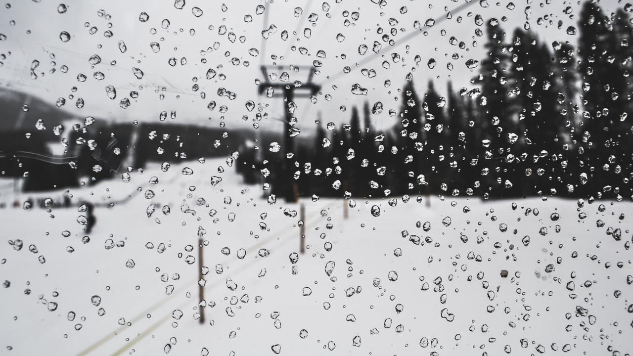 Днес ще бъде облачно с валежи. Сутринта на много места