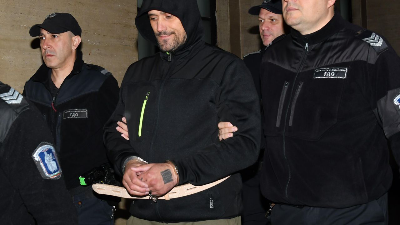 Бившият лекоатлет Петър Дачев, който беше заловен да превозва 30