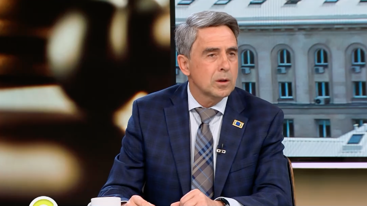 Росен Плевнелиев: Президентът стартира противоконституционен и незаконен референдум