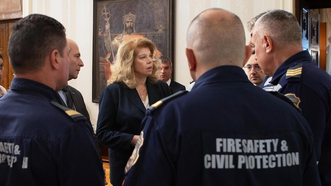 Днес не е времето да изследваме и да правим оценки