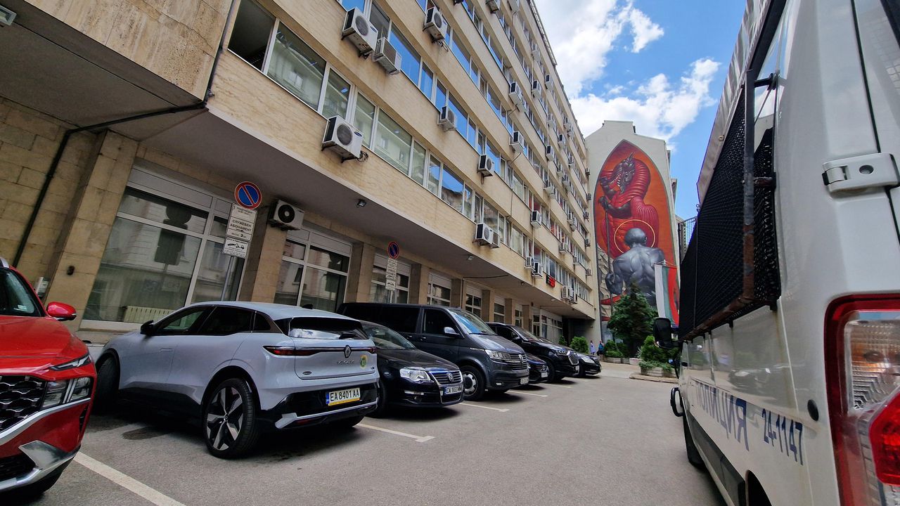 Разследването по договора с „Боташ“ продължава