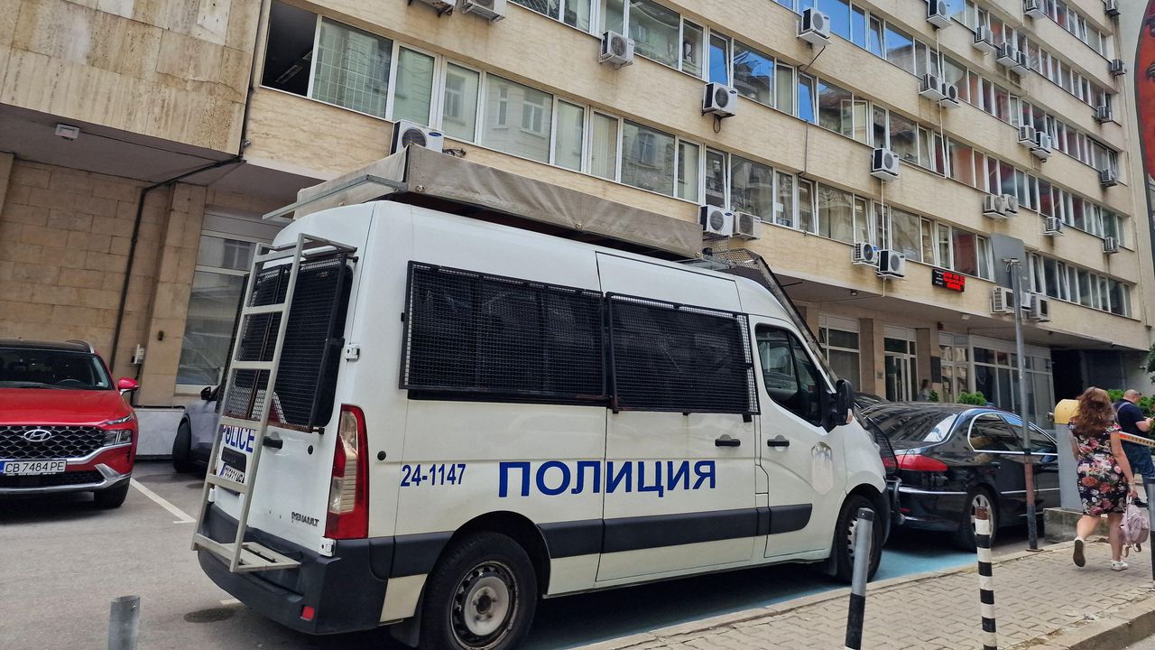 Опит за унищожаване на доказателства е причина за вчерашната акция "Боташ"