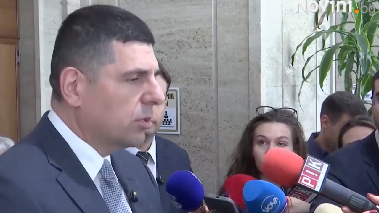 Ивайло Мирчев от ДБ напомни пред медиите, че историята с