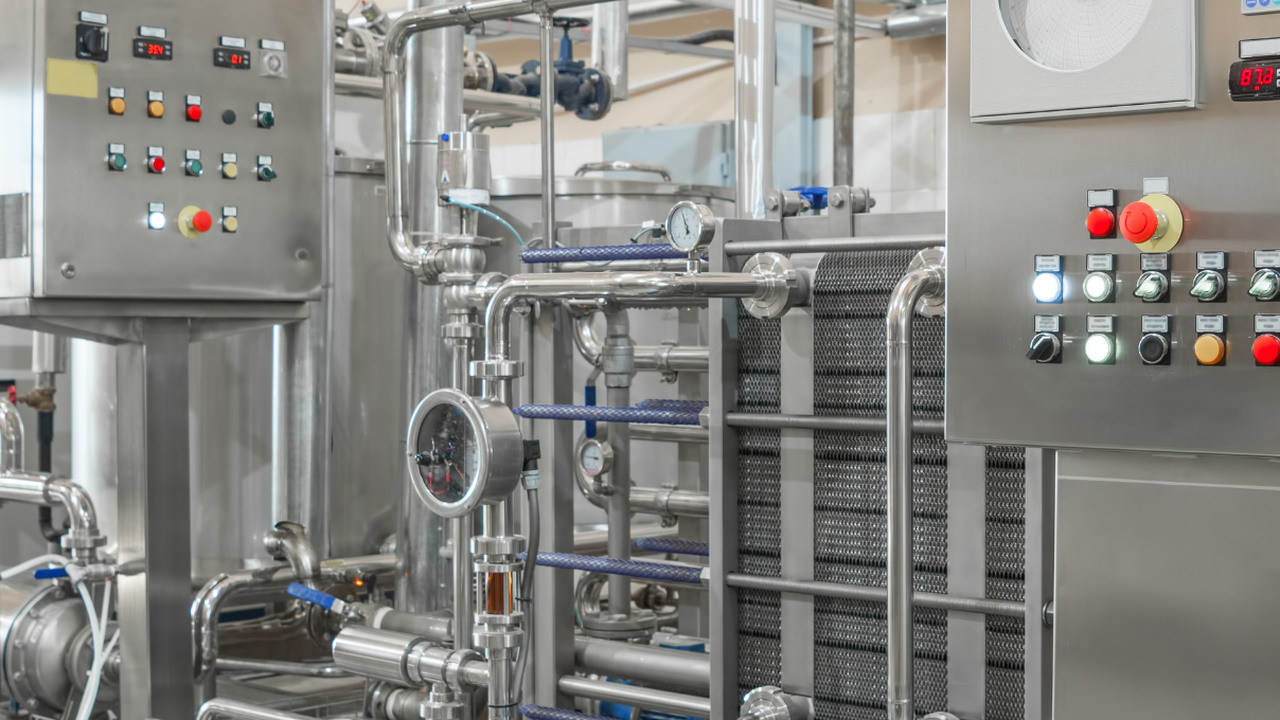 През юли промишленото производство на България е със спад