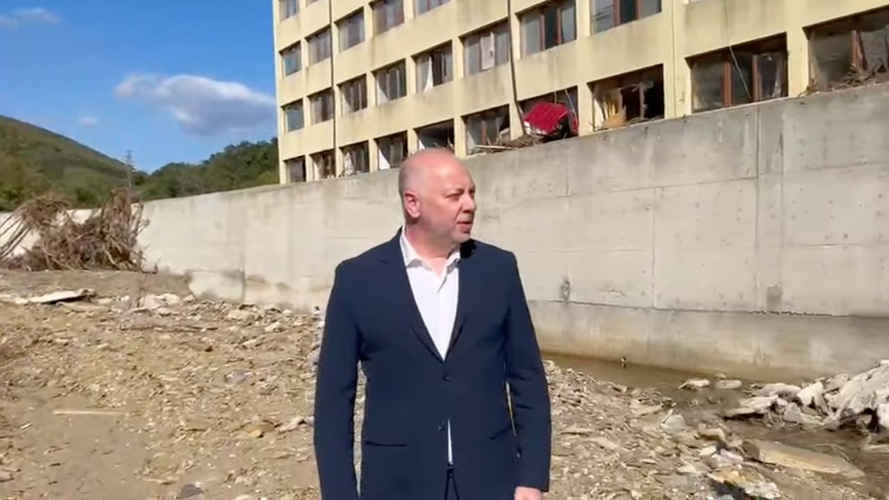 Росен Желязков посети Елените