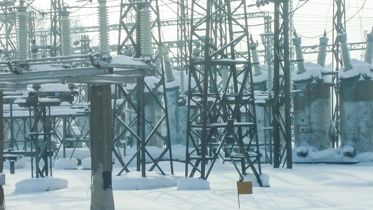 ЕСО: Електропреносната мрежа е подготвена за работа през есенно-зимния сезон