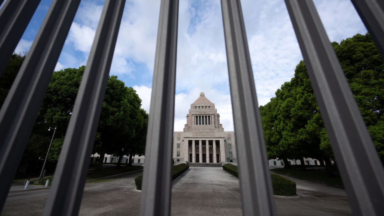 "Банк ъв Джапан" сигнализира за възможно предстоящо повишение на лихвите
