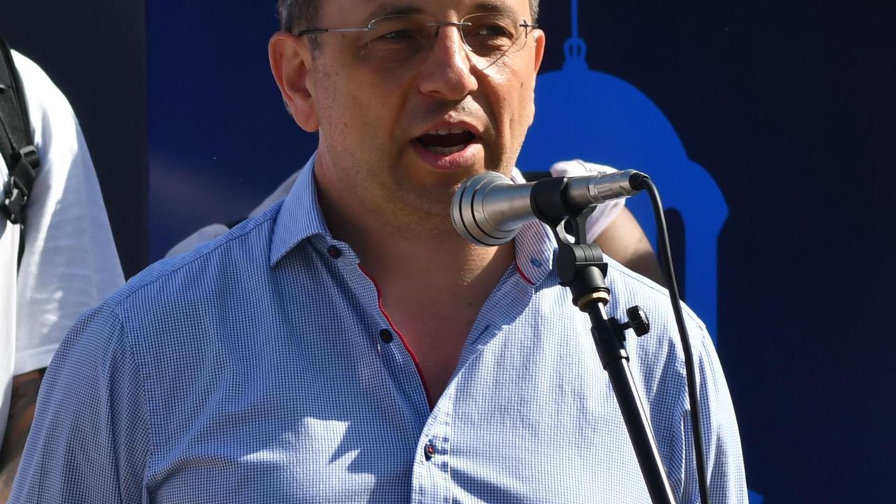 Николай Василев (бивш вицепремиер): Само заради приемането на еврото няма да има инфлация