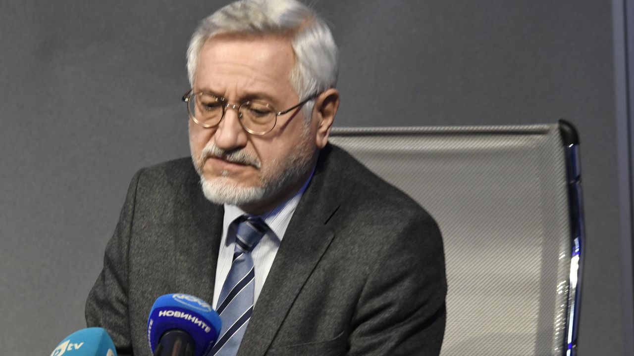Ангел Димитров: Европейският път на Скопие минава през София