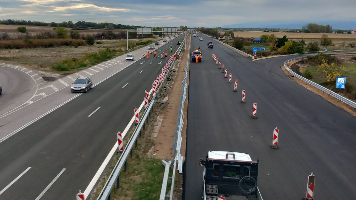 Завърши ремонтът на 8 км в платното за Бургас  от АМ „Тракия“ в област Пазарджик