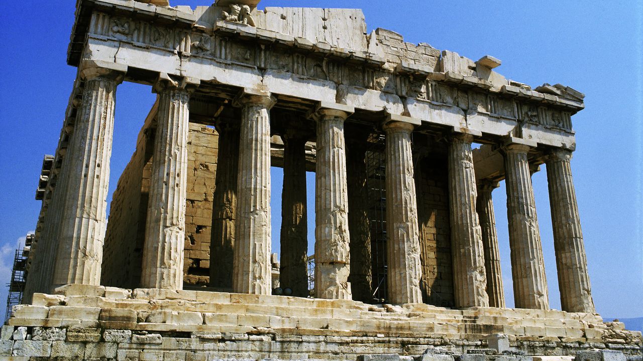 За първи път от над 15 години Партенонът в Атина е без строителни скелета