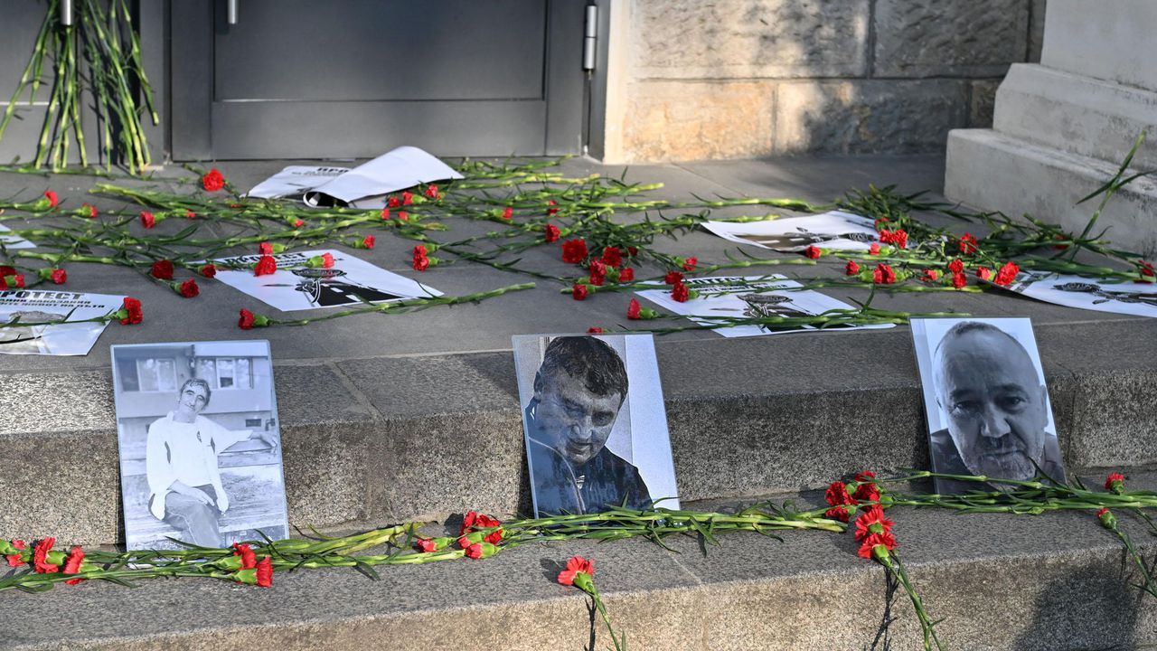 Майката на 19-годишния, прегазил трима души в Разград: Ще си изтърпи каквото трябва