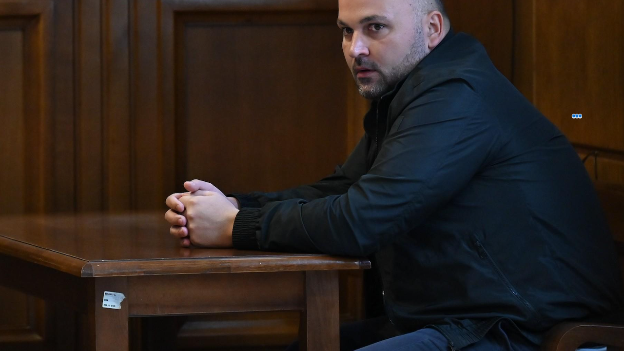 Димитър Любенов в съдебната зала: За няколко секунди си гледах в телефона, това е причината за катастрофата