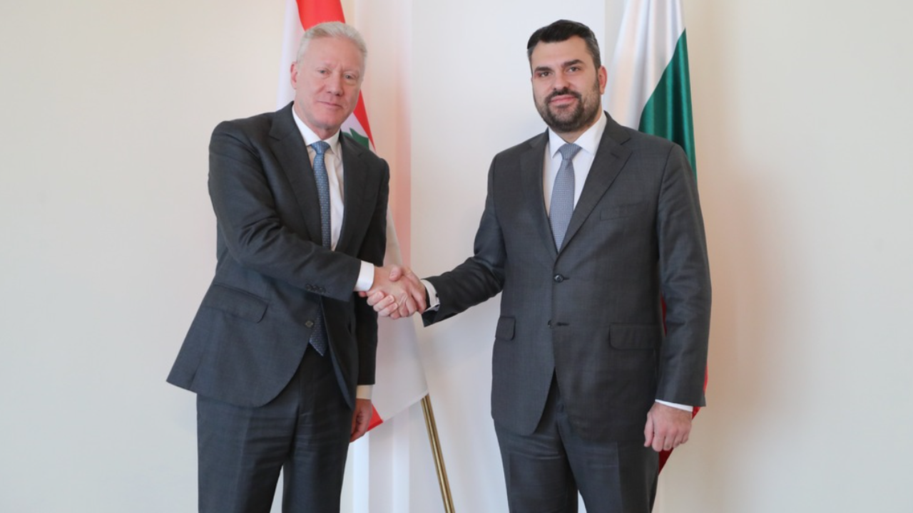 Министър Георг Георгиев разговаря с ливанския си колега