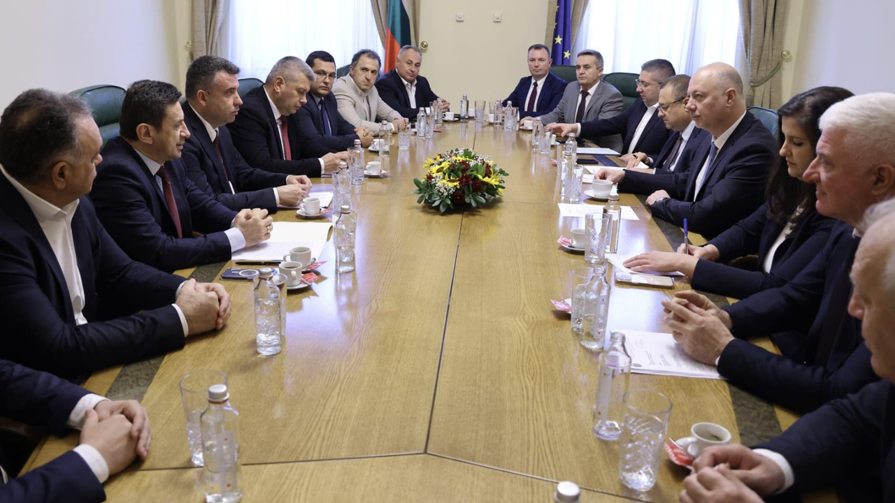 Правителството ускорява изграждането на четирилентов път Асеновград-Смолян