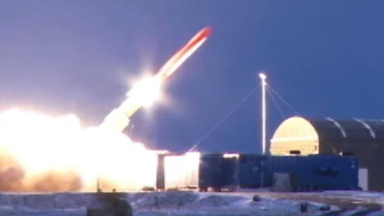 Руски депутат: Можем да победим Украйна за 30 минути