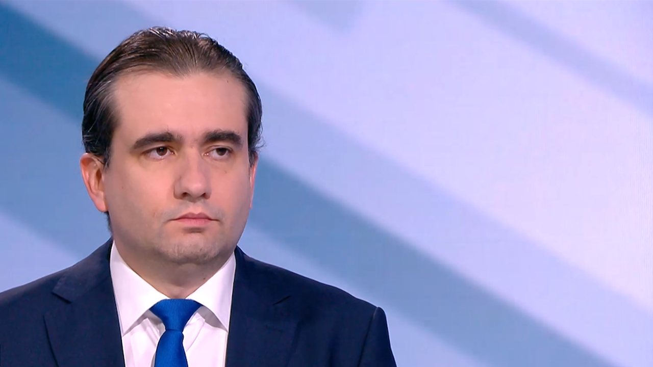 По думите му нов бюджет трябва да бъде внесен от