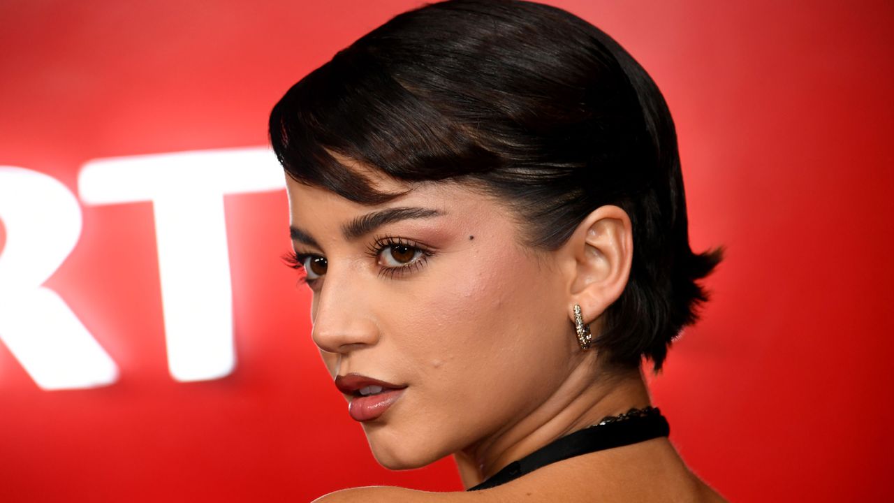 Паралелно с това актрисата се очаква да се завърне и