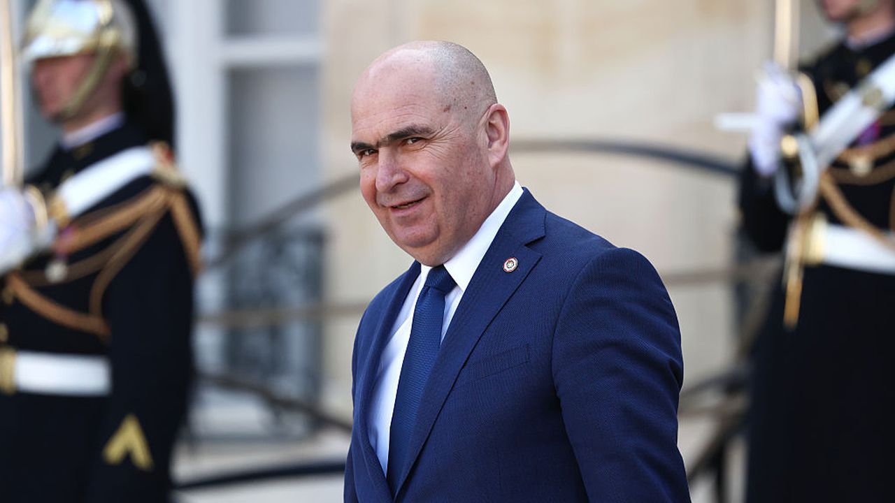 Временният президент на Румъния Илие Боложан ще подкрепи Никушор Дан на балотажа на 18 май