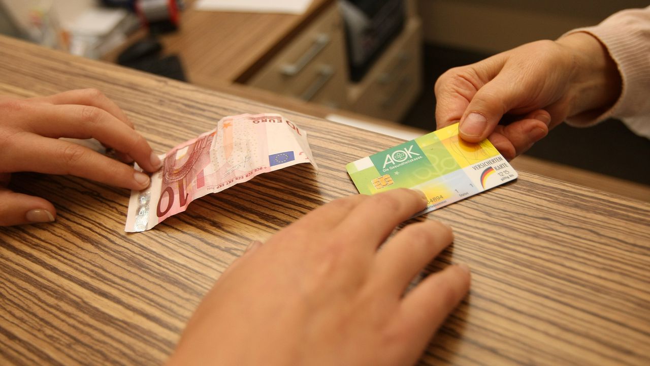 Кмет в Германия за българите: Работят по 5 часа, взимат €2700 социални