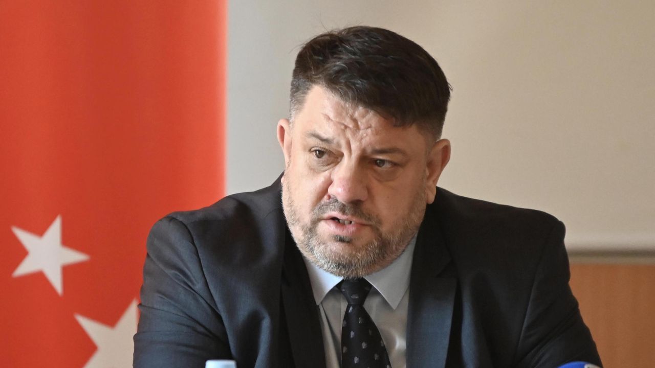 Зафиров: БСП ще гласува против референдум за еврото, не сме променили позицията си
