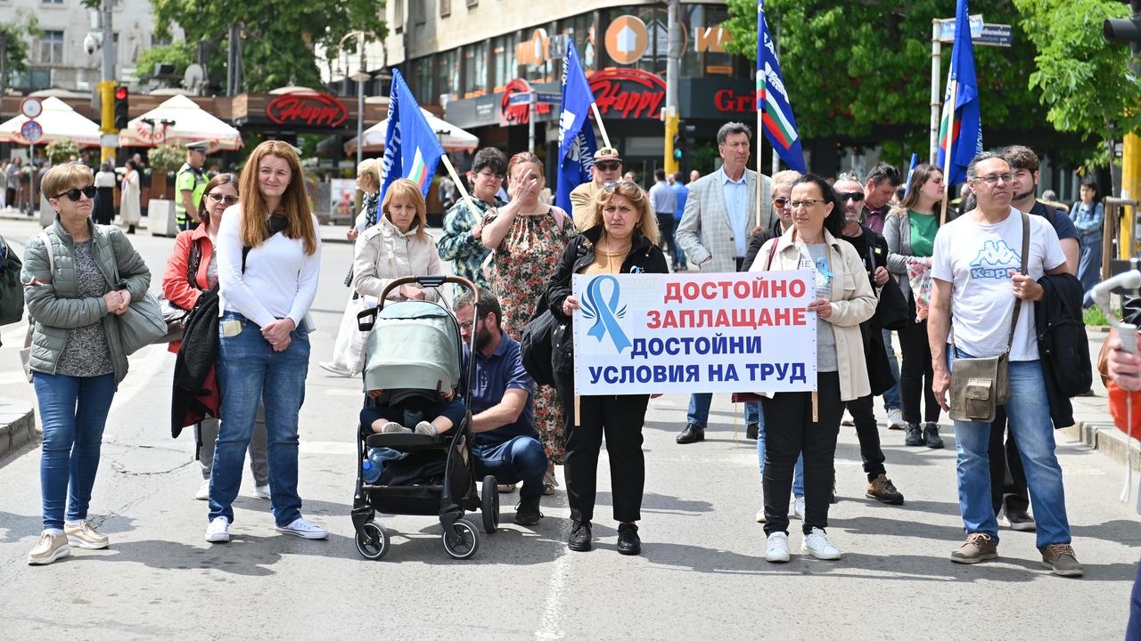 Медици протестират пред здравното министерство