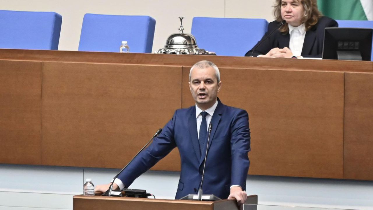„МВР е гангренясало, трябва да се реже“: Костадинов поиска оставката на Даниел Митов заради случая от Варна