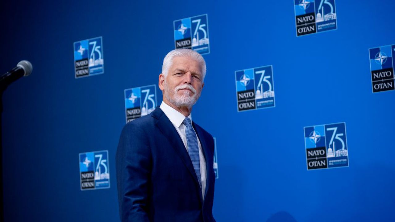 Президентът на Чехия Петър Павел призова НАТО да има по-голяма