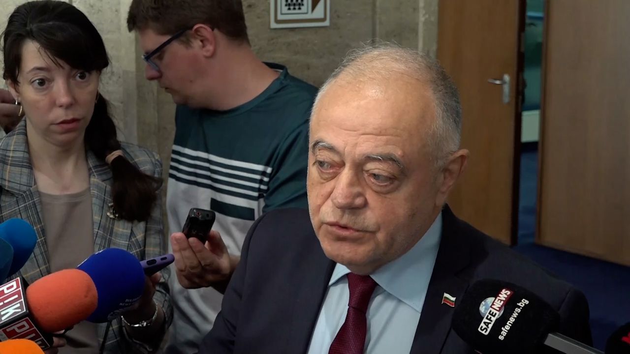 Атанас Атанасов: Няма да подкрепим вота на недоверие, искаме оставката на Йорданов