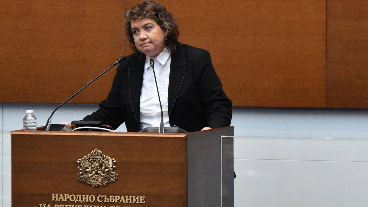 Наталия Киселова след вота срещу кабинета Желязков: Продължаваме напред
