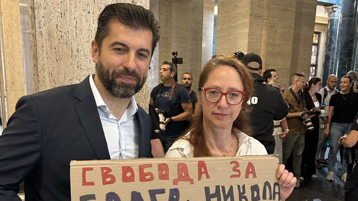 Кирил Петков подкрепи Коцев в съда