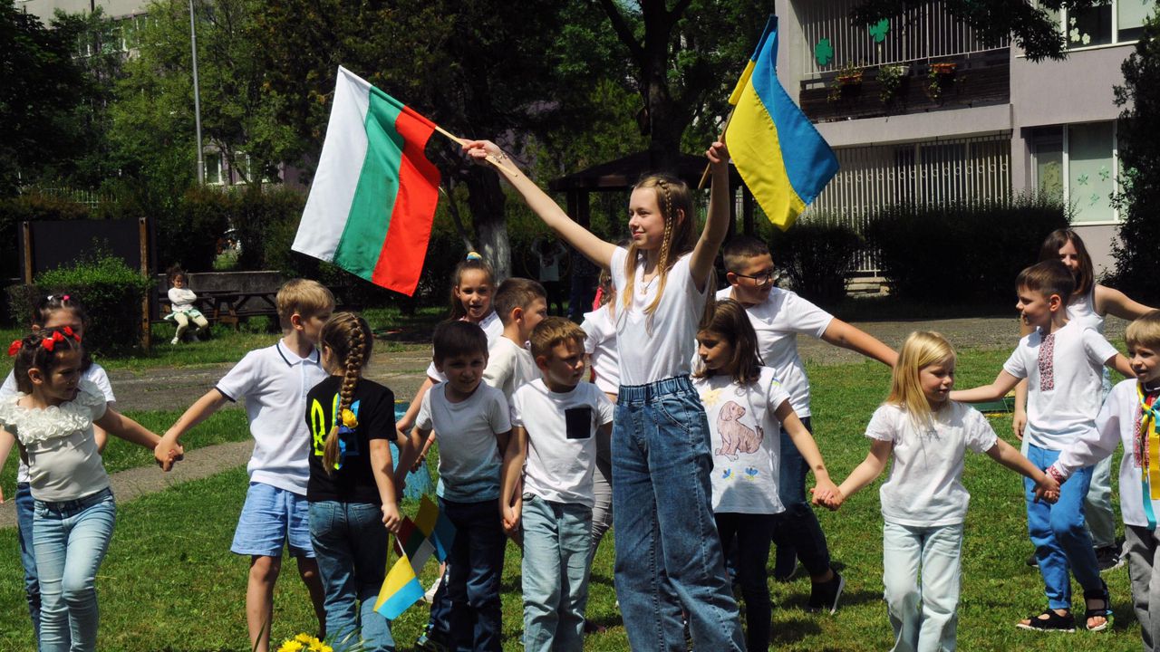 Около 600 деца от Украйна ще се обучават във Варна