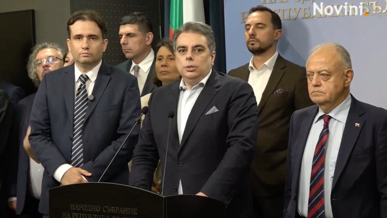  -  внесоха вот на недоверие към кабинета Желязков