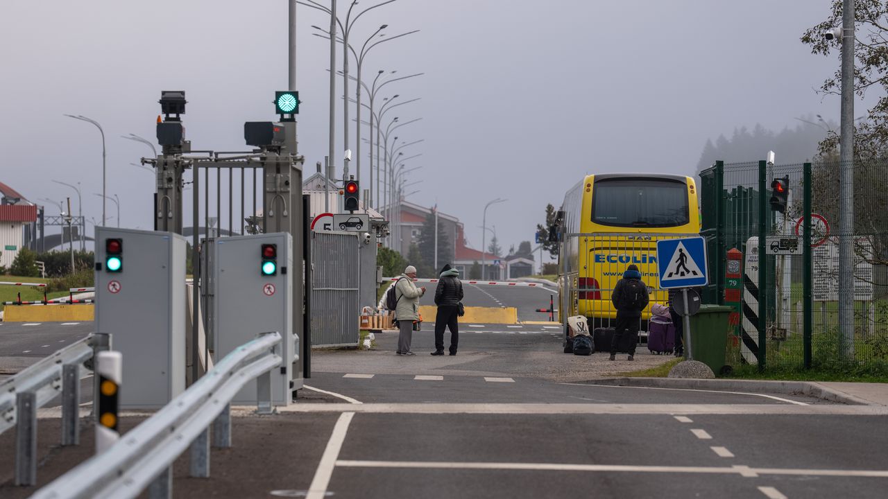 Естония затвори път, преминаващ през територията на Русия, заради присъствието на руски военнослужещи