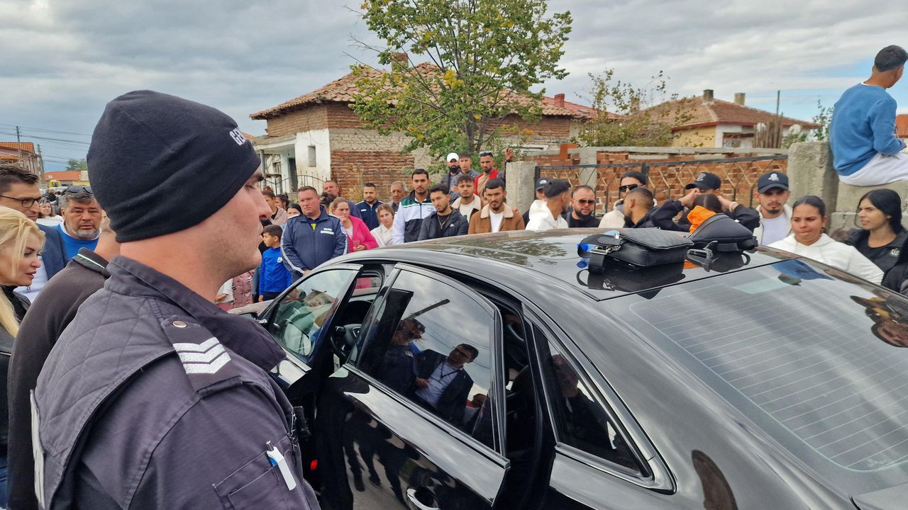Напрежение в Огняново: Полицията с акция срещу търговията с гласове