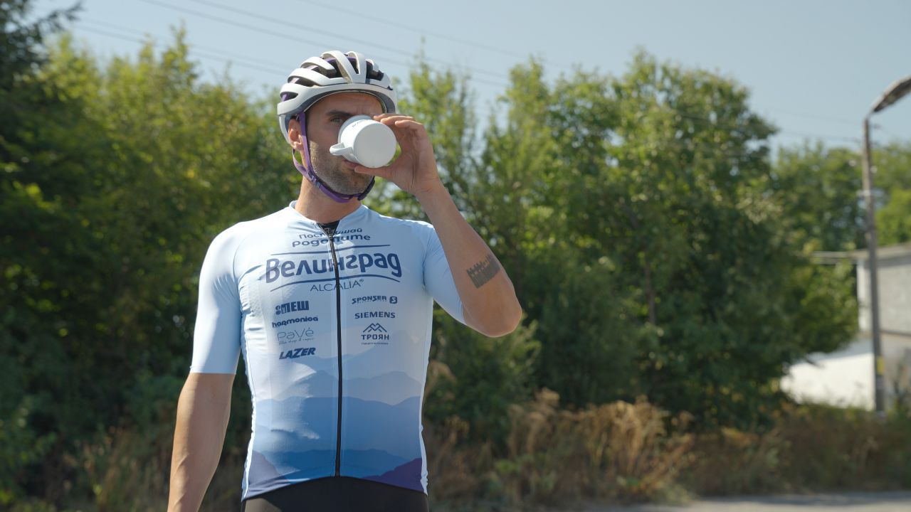 Дивото го зове: Как Петър Матов счупи рекорда на суровия планински маршрут Е8