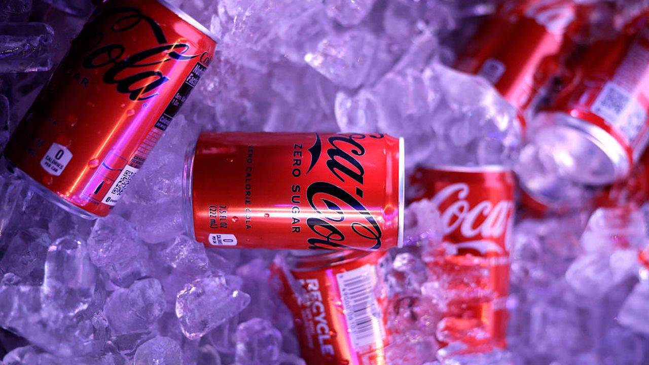 Служителите на „Кока-Кола“ в Германия си осигуриха повишаване на заплатите след стачни действия