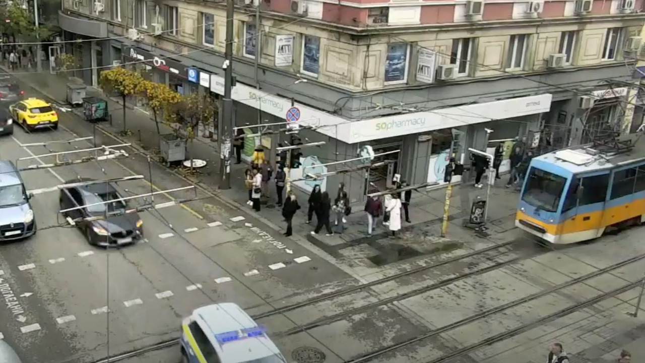 СО за сигнала на Трайчо Трайков за кортежа на НСО и трамвай: Не е вярно, че "светофарът е дал път на трамвая за секунди", което е довело до рязкото му спиране