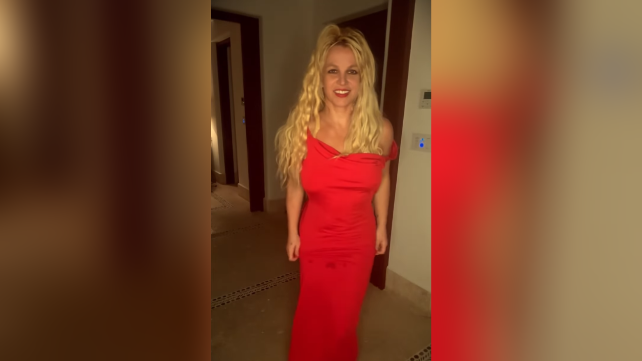 "Начертай своя кръг и владей границите си": Бритни Спиърс се завърна в социалните мрежи по бельо