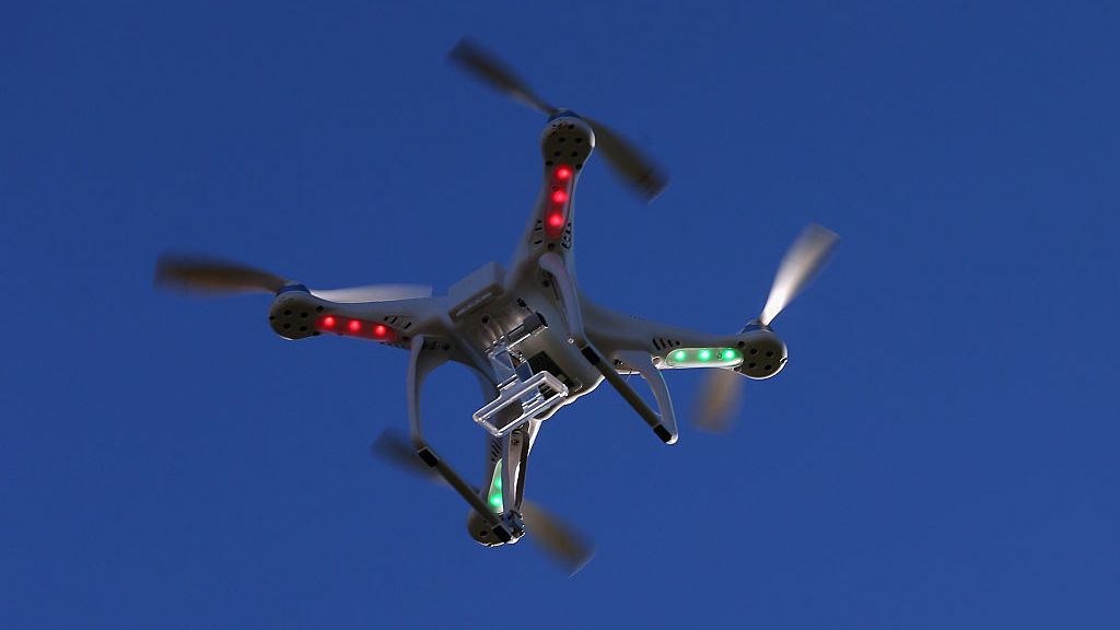 Дрон прелетя над завод за боеприпаси във Франция