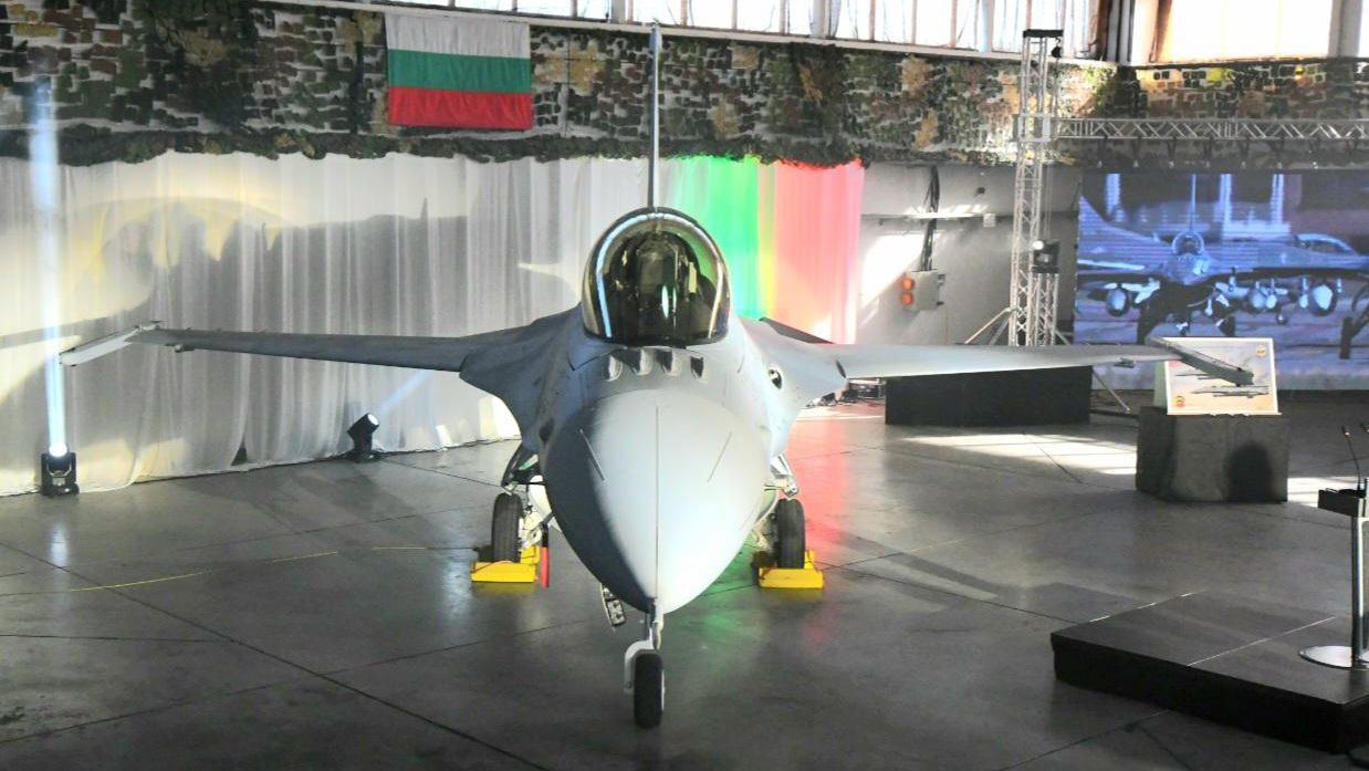 Ген. Спасов: Има версия и за саботаж на F-16