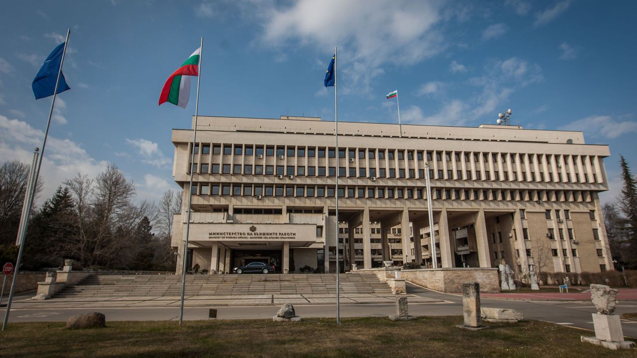 МВнР актуализира инструкциите си за българските граждани в района на Близкия изток