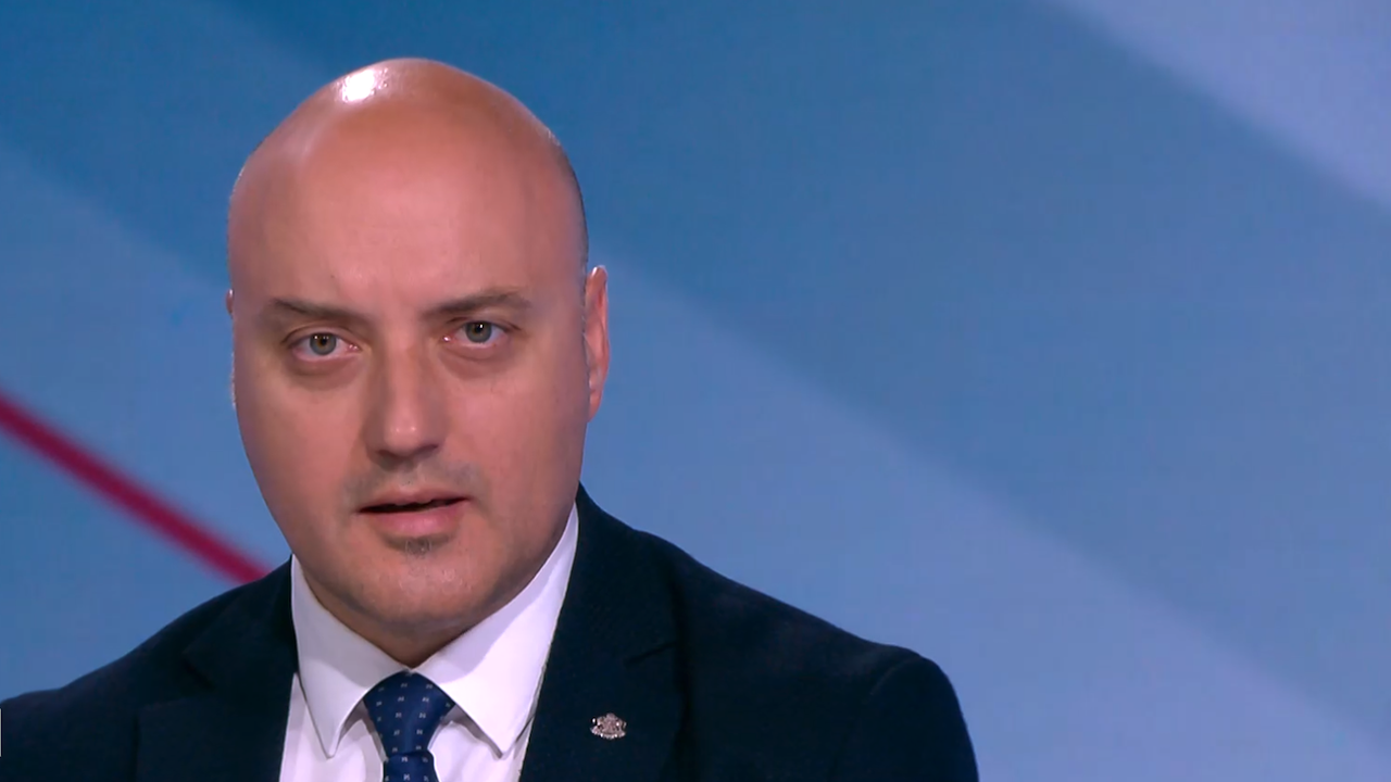 Атанас Славов: Вече и за слепите е ясно къде стои Радев