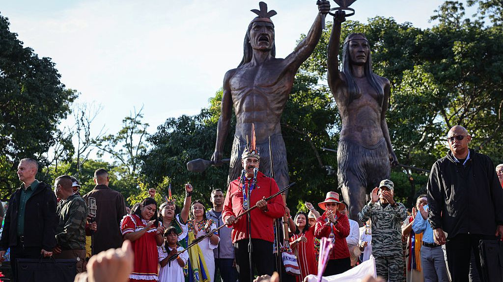 Мадуро призова и индианците да се включат в защитата на Венецуела при настъпление от САЩ