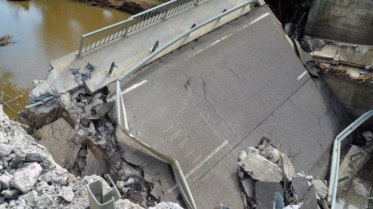 Отпускат 5 млн. лева за щети от наводнението в Царево през 2023 г.