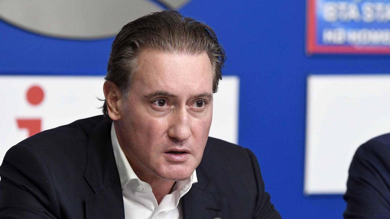 Домусчиев след поканата на КНСБ: Връщат се към диалога, но с грешни икономически тези