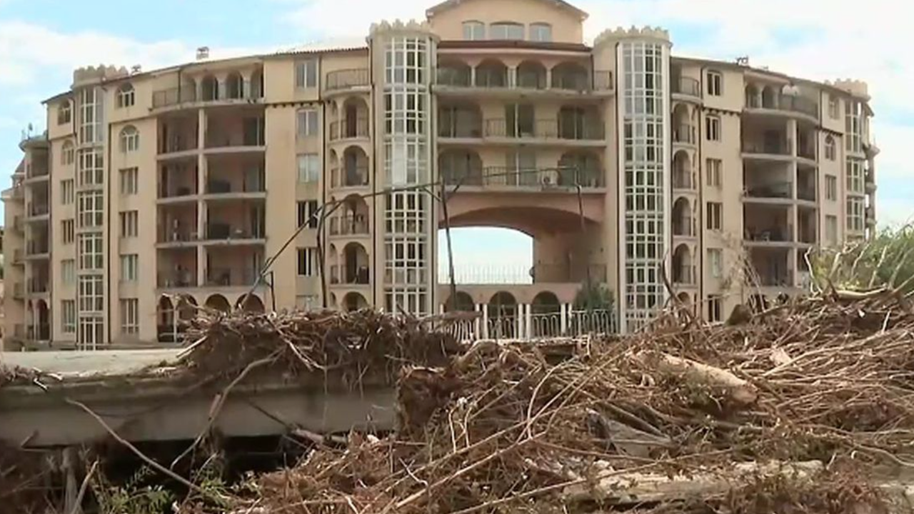 Адв. Ошавков: Становището за премахване на хотел на "Елените" е кризисен пиар на държавата