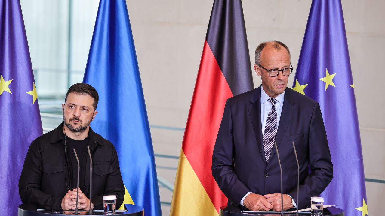 Мерц поиска Зеленски да се бори енергично срещу корупцията