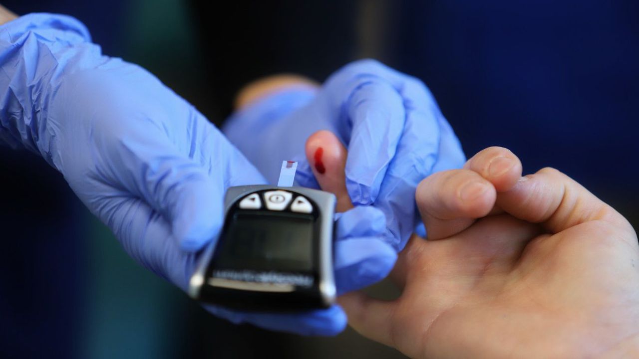 Безплатно измерване на кръвна захар и оценка на риска за захарен диабет във ВМА